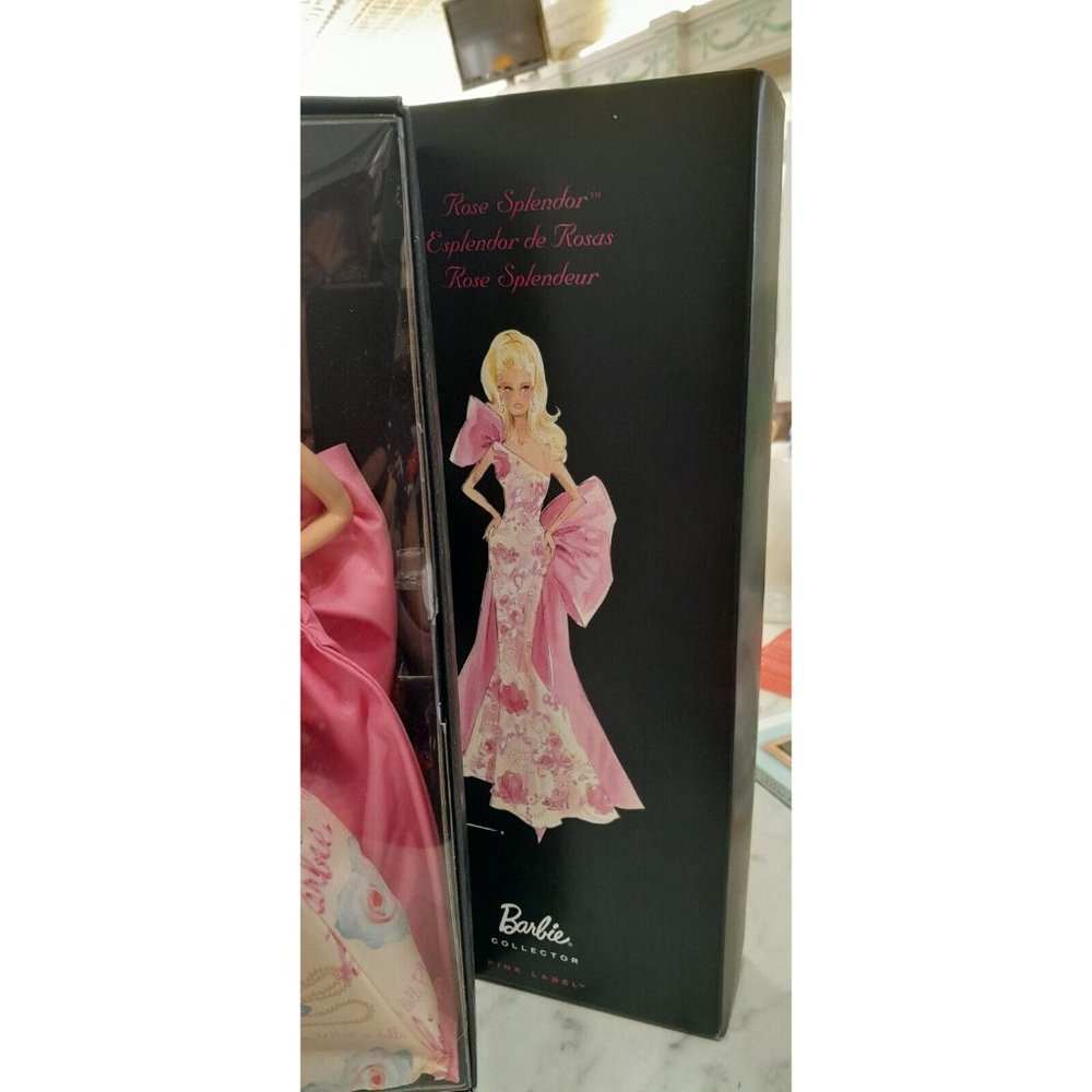 Avon Barbie Rose Splendeur  New In Original Box By Robert Best - Picture 3 of 9